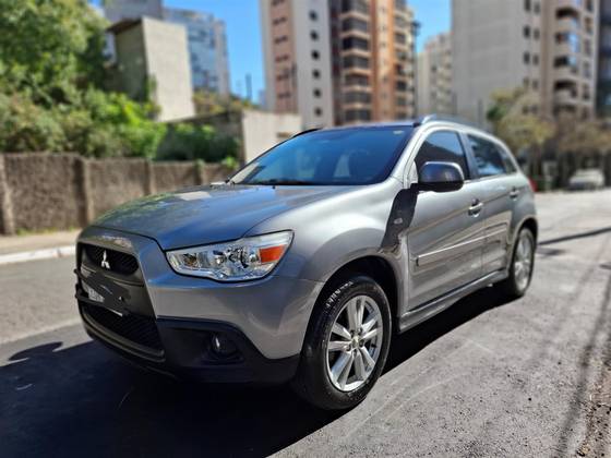 MITSUBISHI ASX 2.0 4X2 16V GASOLINA 4P AUTOMÁTICO MITSUBISHI ASX 2.0 4X2 16V GASOLINA 4P AUTOMÁTICO
